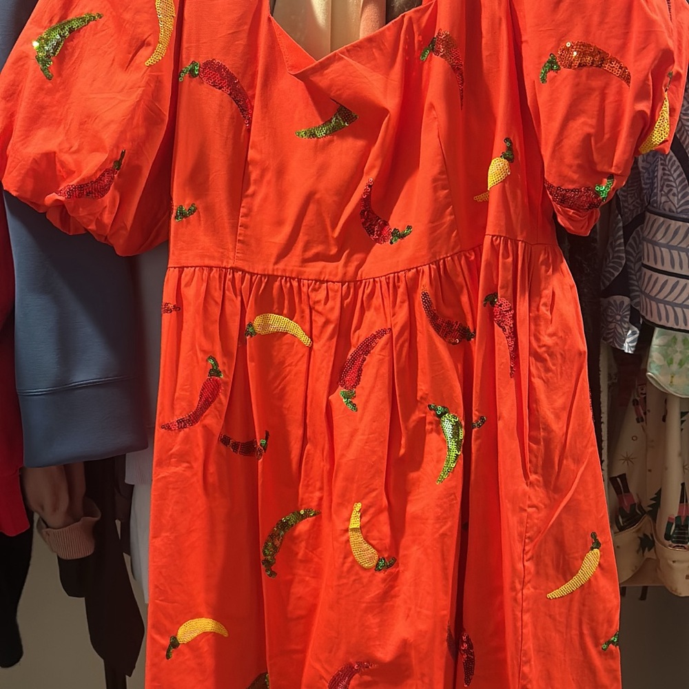 QUEEN OF SPARKLES Hot chili pepper dress